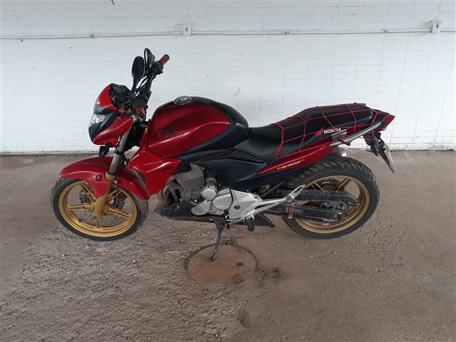 LOTE 007 CB 300R 2014/2014